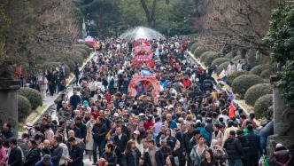 史上最長(zhǎng)春節(jié)假期收官：旅游市場(chǎng)“火力全開”，假期最后一天熱門景區(qū)熱度未減