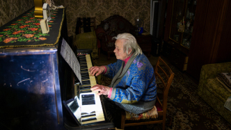 俄乌冲突四周年｜迷茫与无奈，乌克兰人在战火延宕中煎熬