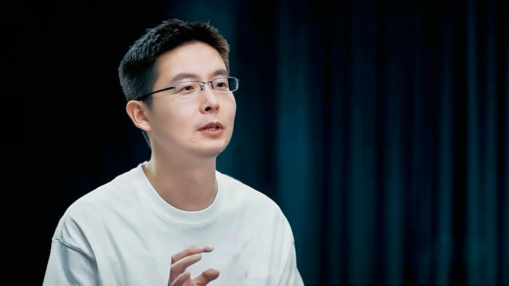 宇树CEO王兴兴：当前机器人技术接近10岁孩子水平