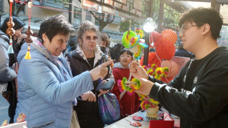 春節(jié)期間上海口岸進(jìn)出境旅客超113萬人次，帶動(dòng)消費(fèi)熱潮