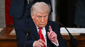 特朗普称伊朗正研制能打到美国的导弹