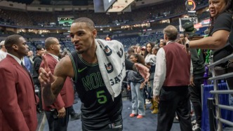 时隔13个月重返球场，独自穿越黑暗的默里已是赢家