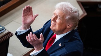 国情咨文发表前夕，民调显示六成美国人认为特朗普年纪越大越反复无常