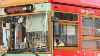 工人日报刊文：从“‘李白’开公交”看文旅融合新范式