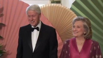 克林顿夫妇将分别接受美国国会问询，就爱泼斯坦案作证