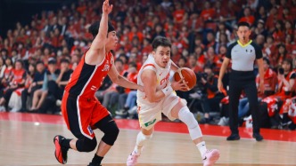 观点｜中国男篮：一场祛魅的比赛，一段祛魅的征程