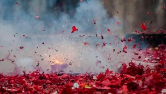 應(yīng)急部點(diǎn)名春節(jié)兩起煙花爆燃事故：一些地方仍存嚴(yán)重管理漏洞