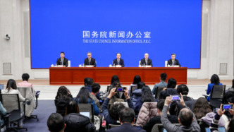 2025年国务院各部门共采纳两会代表委员意见建议4900余条