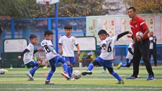 专家谈健康学校建设：核心是推动学校从分数第一转向健康第一