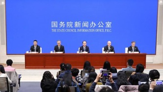 2025年国务院各部门共采纳两会代表委员意见建议4900余条