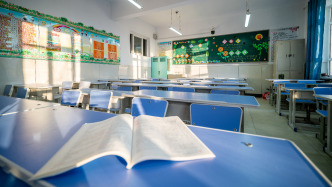 如何协同推进健康学校建设？教育工作者：把学习交给学校、把陪伴留给家庭