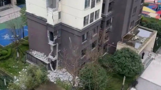 贵州遵义一小区某楼栋因排烟管道爆燃致废气井墙体脱落，无人伤亡