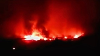 連線｜巴阿爆發(fā)激烈交火，中國商人親歷空襲：火光沖天，生意難做