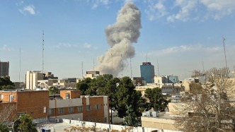 美以计划打击4天，专家：伊朗幻想破灭，短期恐无法结束冲突