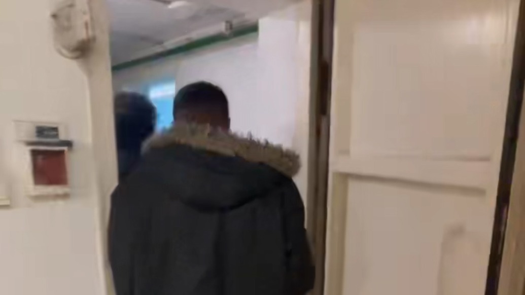 连线丨耶路撒冷中国留学生:4小时5次避险,战前防空洞已开放