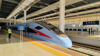 为满足学生和务工群体需求，3月1日昆明南至重庆西增开临时旅客列车