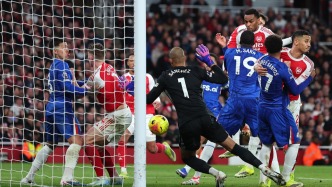 体坛联播｜枪手角球双响击败蓝军，徐梦桃渴望第六次参加奥运