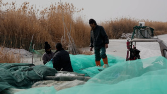 船上锁、网入库、人撤摊，博斯腾湖进入全面禁渔期