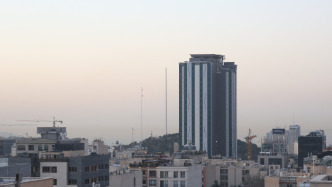 数千个国际航班被取消，美以打击伊朗行动引发严重航空震荡