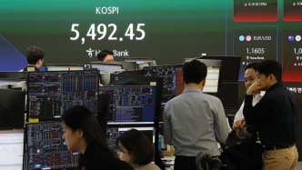 韓國股市連續(xù)兩日因大跌觸發(fā)“臨時停牌”