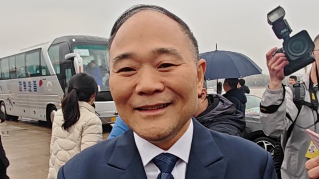 小浪花跑兩會(huì)丨李書福委員：新能源汽車行業(yè)不要內(nèi)卷式競(jìng)爭(zhēng)，需要內(nèi)涵式發(fā)展