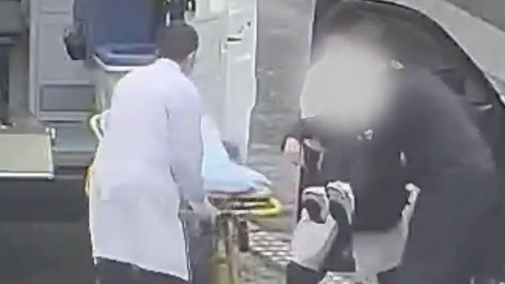 高速上只有喘息声的求救，他们懂了