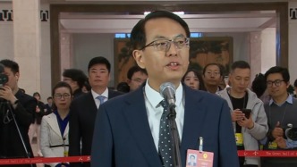 直击两会丨点赞“苏超”，蒋鹏举委员：2026年的“城超”必定更加精彩！