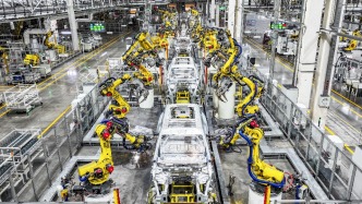 两会深观察｜中国市场的确定性，从何而来