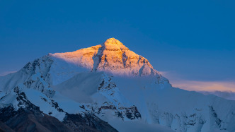 王勇峰委员：去年51名中国人登顶珠峰，背后是强大国力支撑