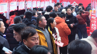 陈昌盛：就业问题关系千家万户，需要政府、社会和家庭一起努力