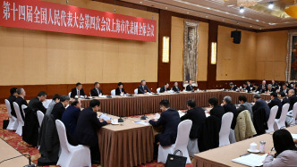 乘势而上、全面发力，转型升级、攻坚突破！陈吉宁参加上海代表团审议政府工作报告