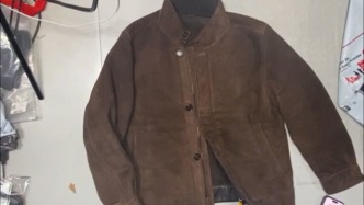 315｜网购3980元皮衣试穿不满意当日退货，商家因“出现褶皱”拒绝