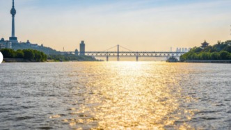 46年，我对武汉有着深厚的感情