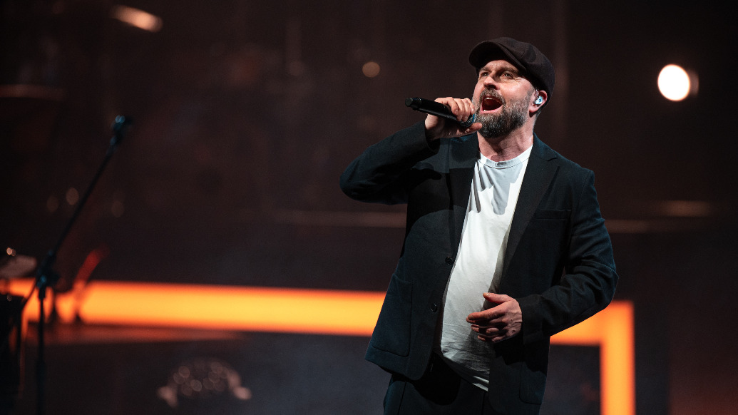 阿尔菲·博伊：感谢汽修厂的同事们鼓励我实现音乐梦想