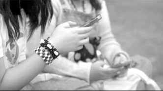 拒绝“一刀切”社媒禁令：建构未成年人网络保护的中国方案