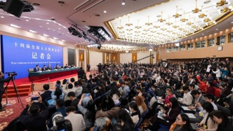 经济主题记者会｜商务部：完善服务消费专项支持政策，直接惠及消费者和经营者