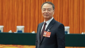 传化董事长徐冠巨提出多项建议，聚焦火灾防控、算力强国建设等