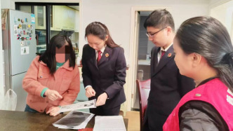 患阿尔茨海默病母女生活无法自理，居委会申请成为监护人获法院支持