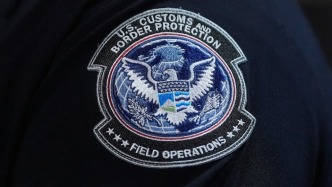 美国海关部门称目前尚无法退还关税