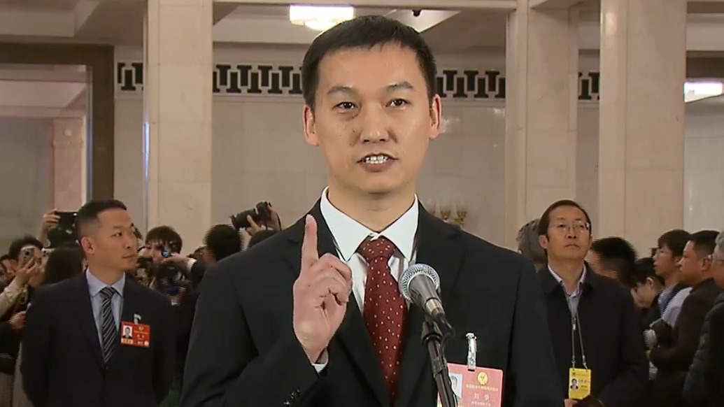 直击两会丨近一百次火箭发射仅用1年多！刘争委员：中国航天部分技术创新已踏足“无人区”