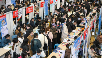 莫荣委员：新一代劳动者对职业发展等方面的期待显著提高