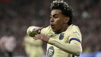 体坛联播｜巴萨1比0毕巴4分领跑，曼城、切尔西足总杯晋级