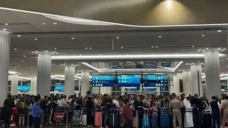 滞留迪拜6天，7次航班取消，一名中国游客咬牙买下54000元机票