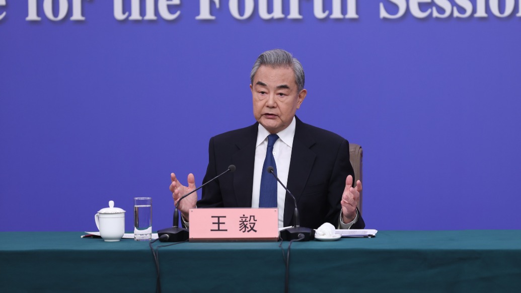 兩會外長會｜王毅談伊朗局勢：兵戎相見添新仇，拳頭硬不等于道理硬