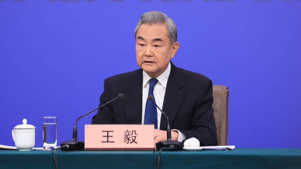 兩會外長會｜王毅：中日關(guān)系走向何方，取決于日方的選擇