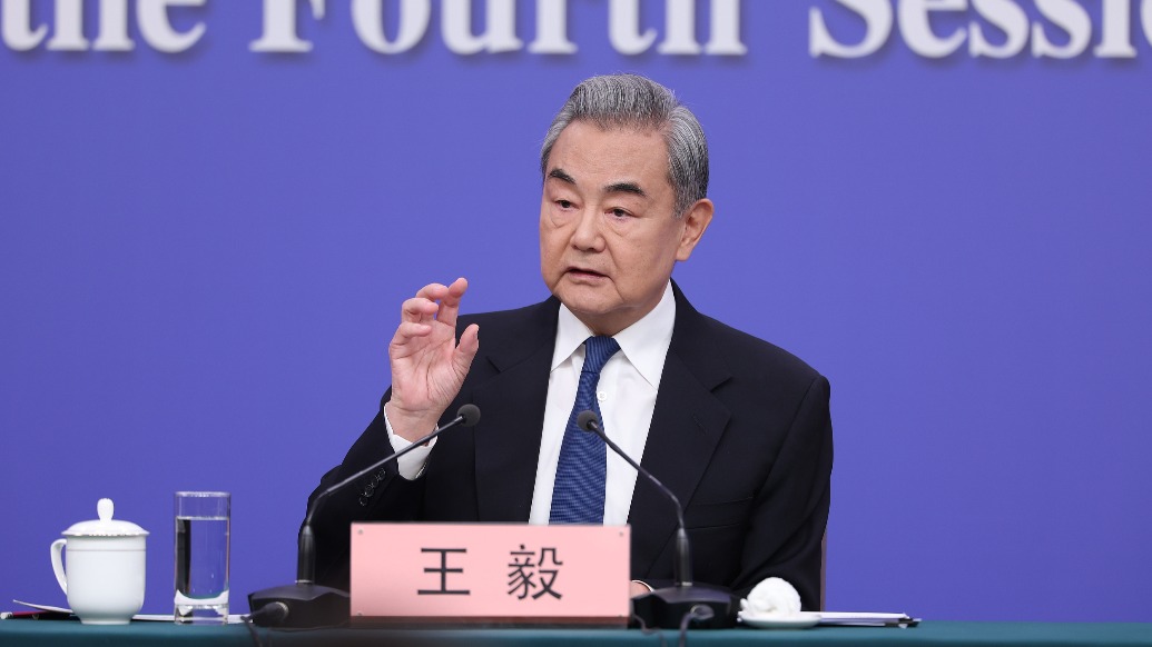 兩會(huì)外長(zhǎng)會(huì)｜王毅：解決臺(tái)灣問(wèn)題實(shí)現(xiàn)統(tǒng)一，順之者昌逆之者亡