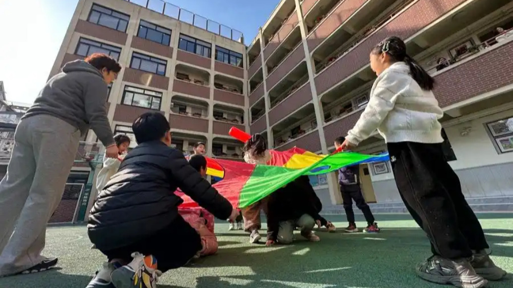 上海中小学有序推进“课间15分钟”，黄浦区率先在小学实现全覆盖