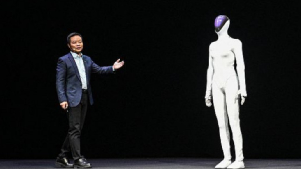 機器人為什么要擬人？何小鵬：在社會投放會產生大量交互
