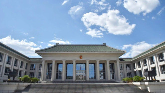 最高检报告：去年检察机关共办理各类案件346.7万件