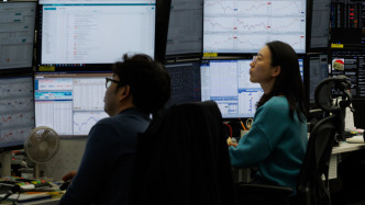 日韩股市大幅低开：日经225指数跌近2%，韩国综合指数开盘跌5.72%